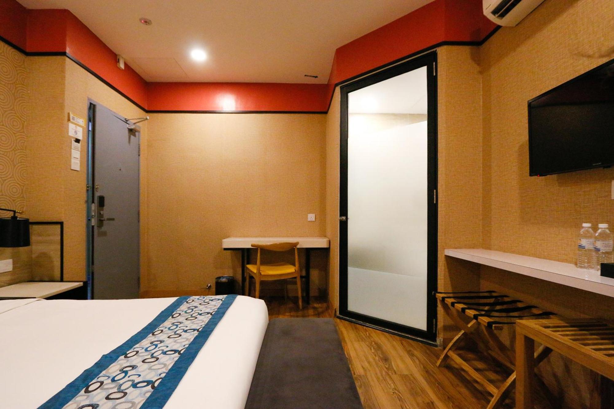 Golden Roof Hotel, סרי איסקנדר מראה חיצוני תמונה