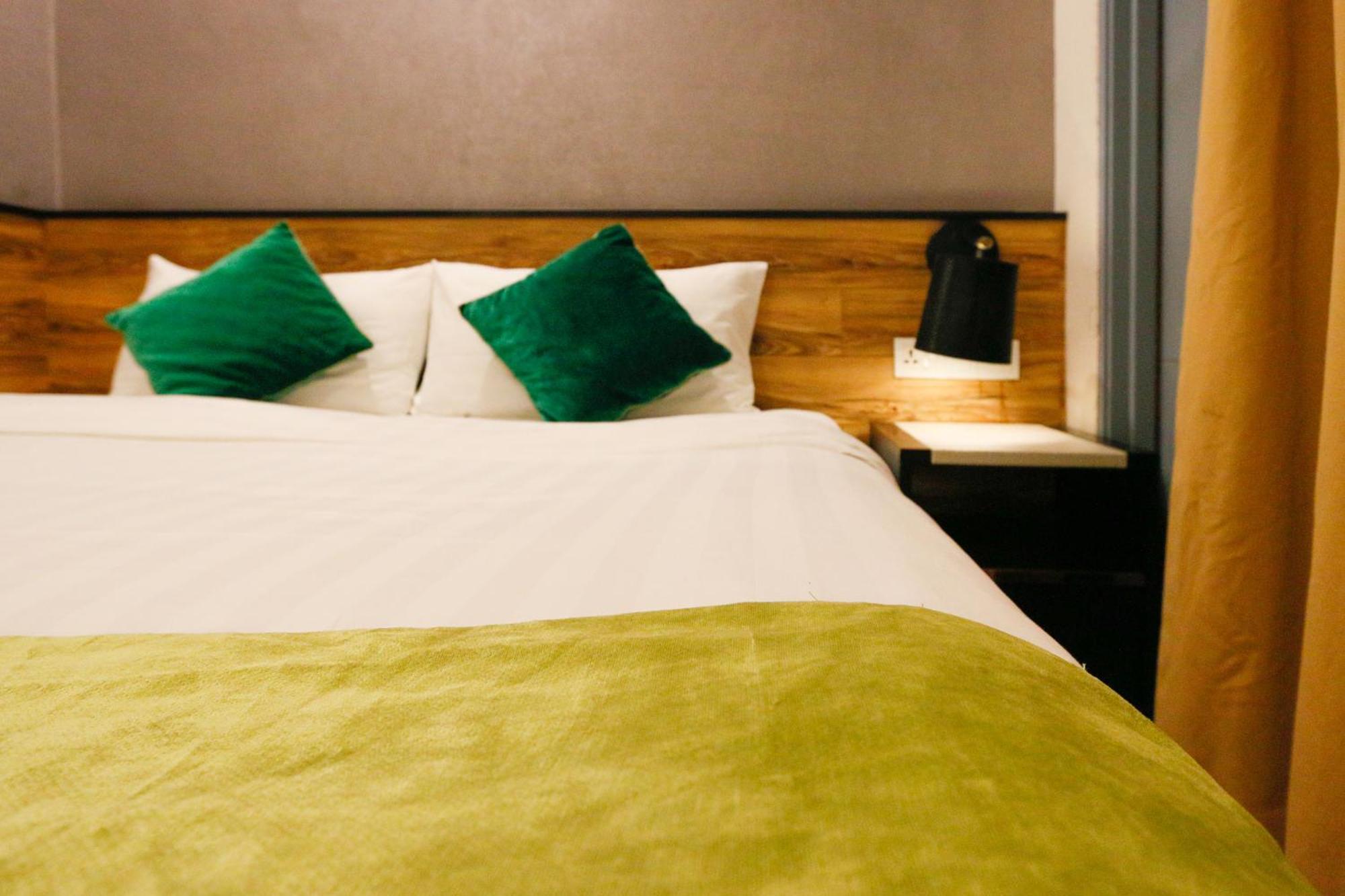 Golden Roof Hotel, סרי איסקנדר מראה חיצוני תמונה