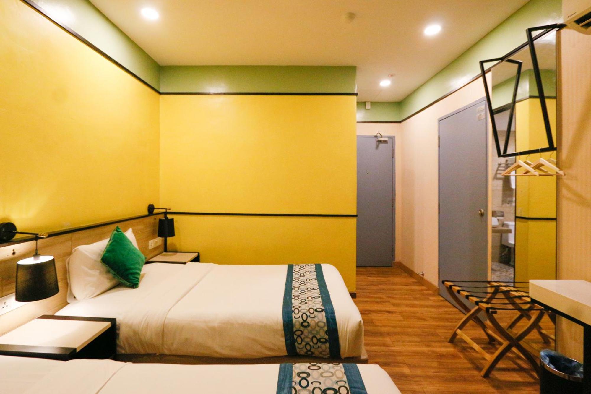 Golden Roof Hotel, סרי איסקנדר מראה חיצוני תמונה