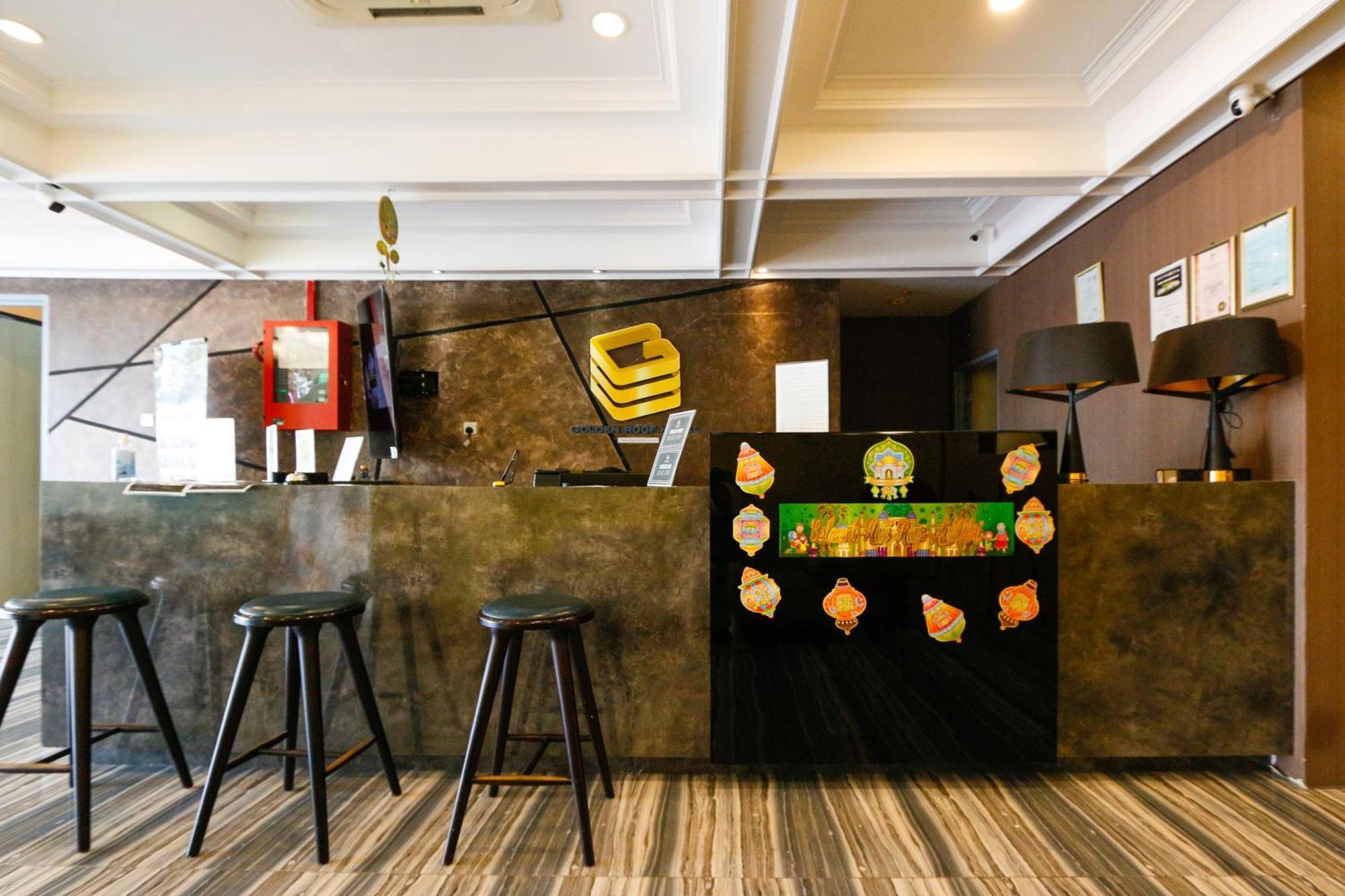 Golden Roof Hotel, סרי איסקנדר מראה חיצוני תמונה