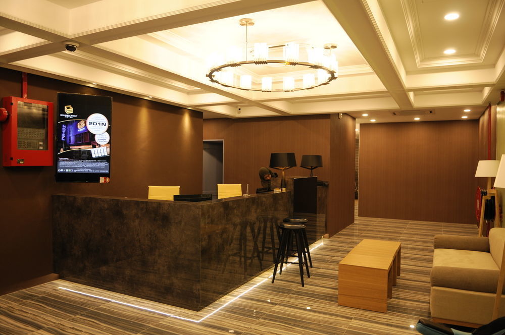 Golden Roof Hotel, סרי איסקנדר מראה חיצוני תמונה